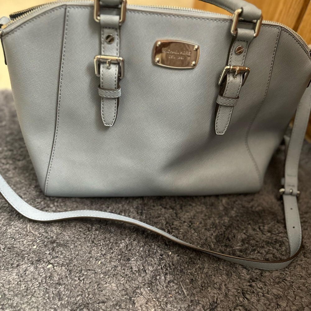 Michael Kors handbag light blue in color - Picture 3 of 6